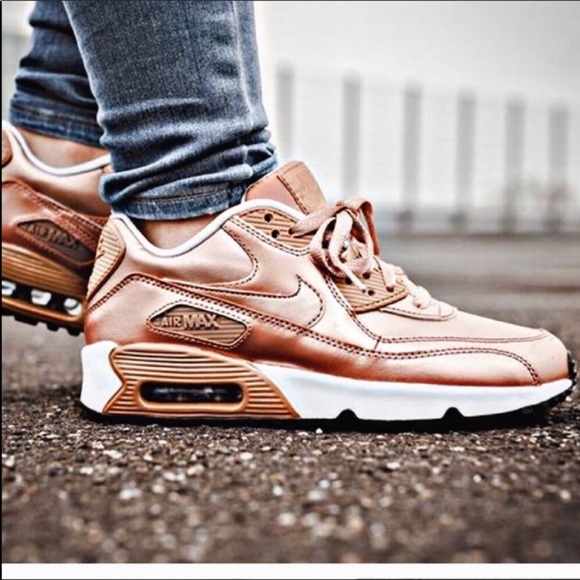 Nike Shoes - Nike Air Max 90 Shoes